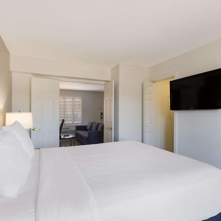 Surestay Plus Hotel By Best Western Tempe University Exterior photo